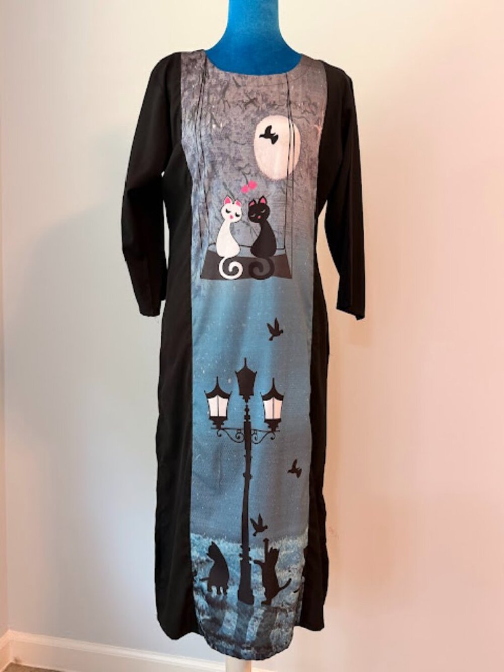 Black Cat Print Long Kurti Moon Scene